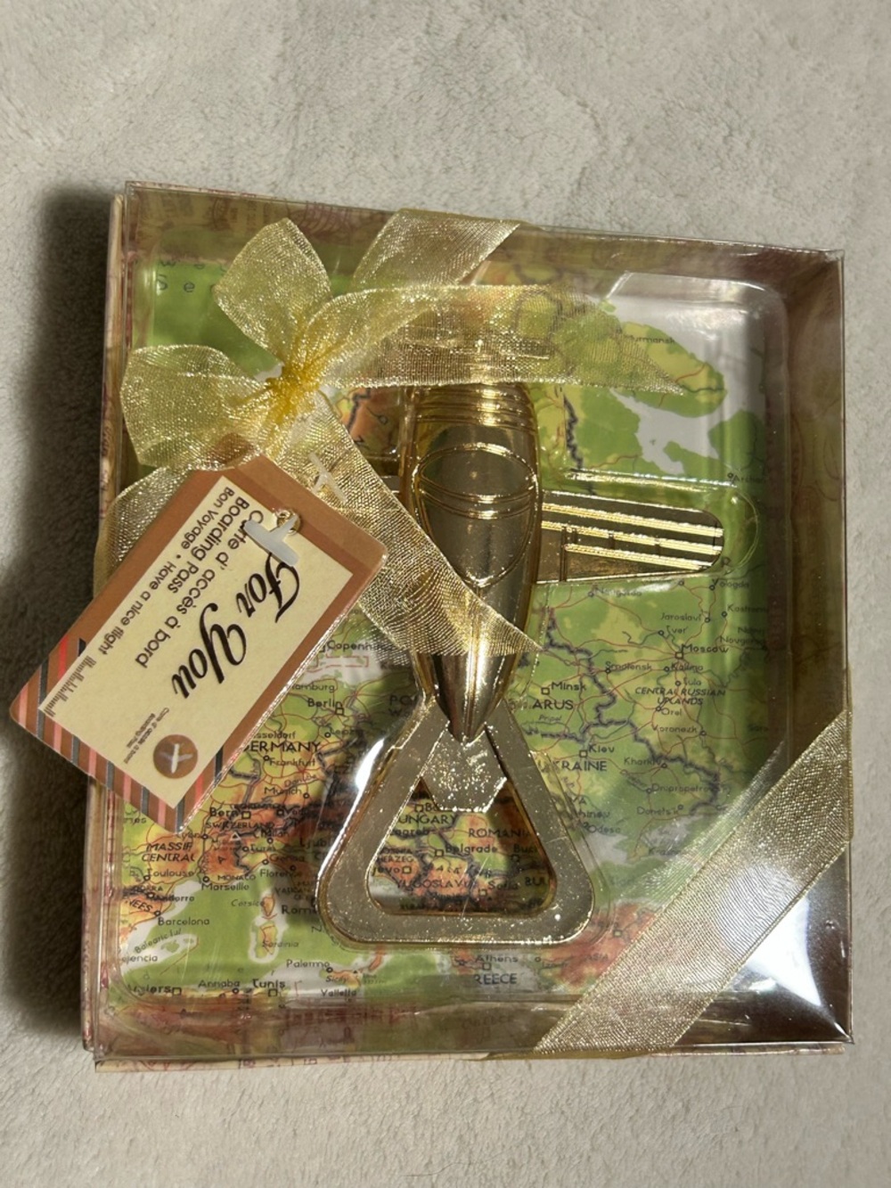 New Airplane bottle opener travel gift gold boarding pass kitchen can bar cart